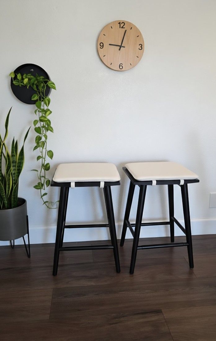 25 in. Counter Height Wood Bar Stool