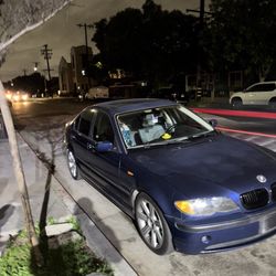 2003 BMW 325i