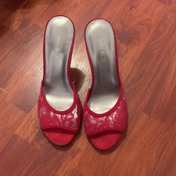 Red Strappy Heels (8) 