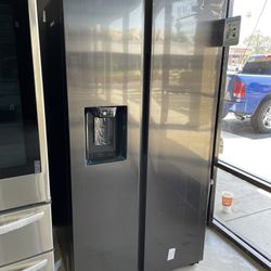 Black Stainless Samsung 2 Door / Side By Side Refrigerator With Water And Ice 