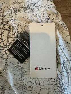 Lululemon activewear leggings