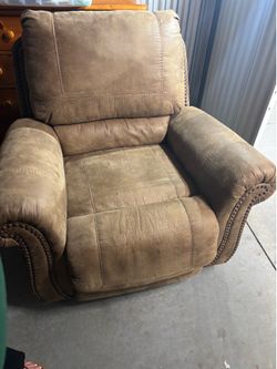 Fully operational recliner chair