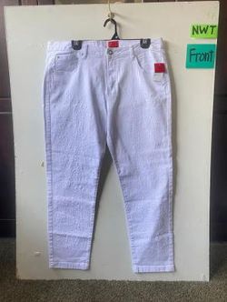 Christina V Women's White Embroidered Jeans Size 14 NWOT