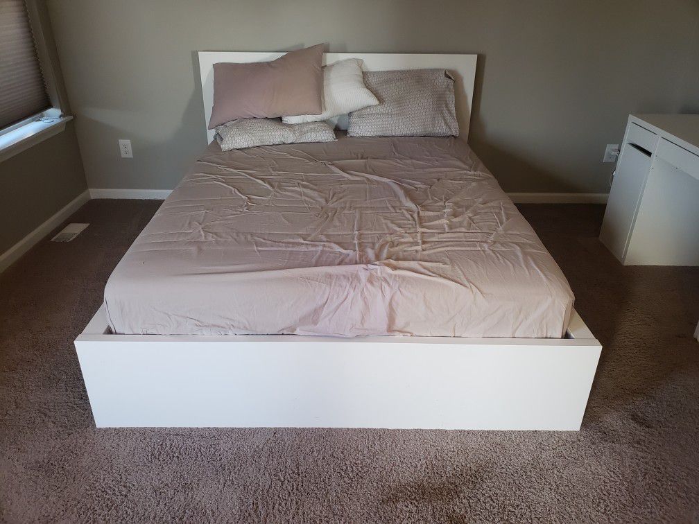 Queen Bed IKEA Wooden white frame - queen foam mattress optional