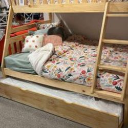 Bartly Natural Pine Twin/Full Bunk Bed With Twin Trundle
Homelegance$10 Down Payment And Financing Available