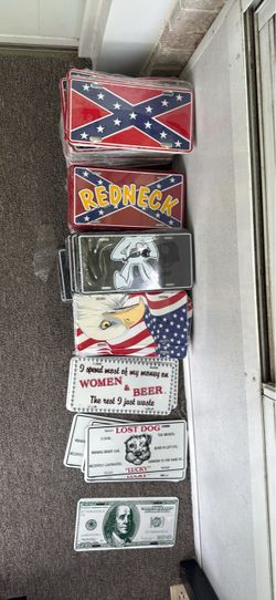 551 vintage wall hangers
