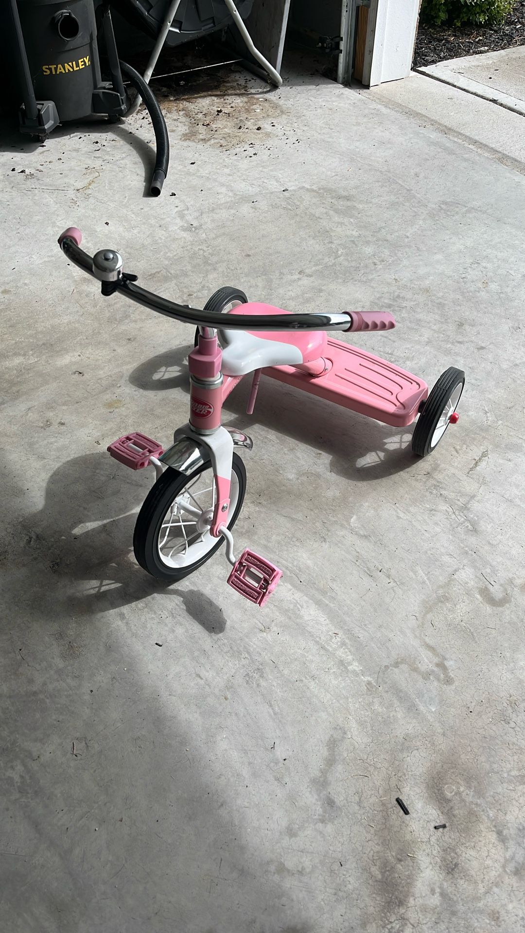 Radio flyer tricycle