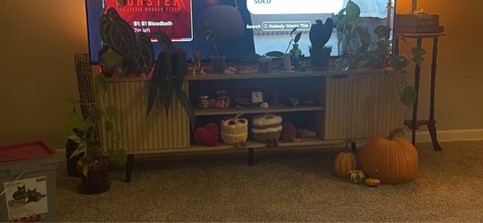 Tv stand