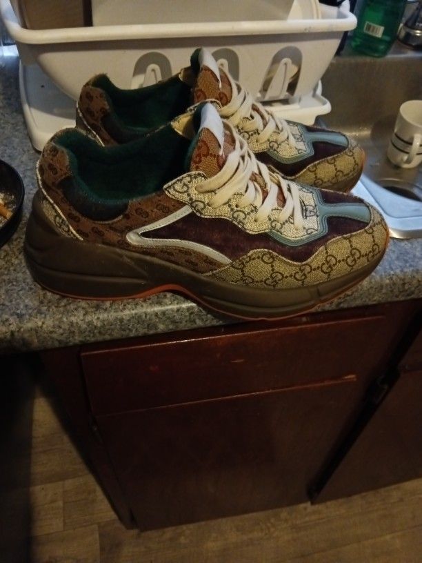 Gucci Tennis Shoes Size 10 Men