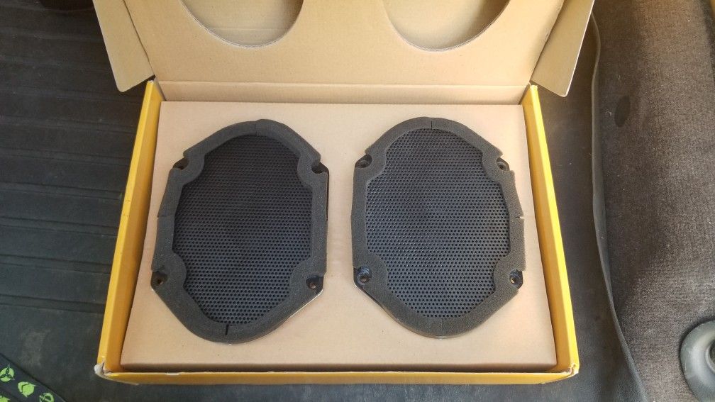 2009-2014 Ford F150 factory speakers