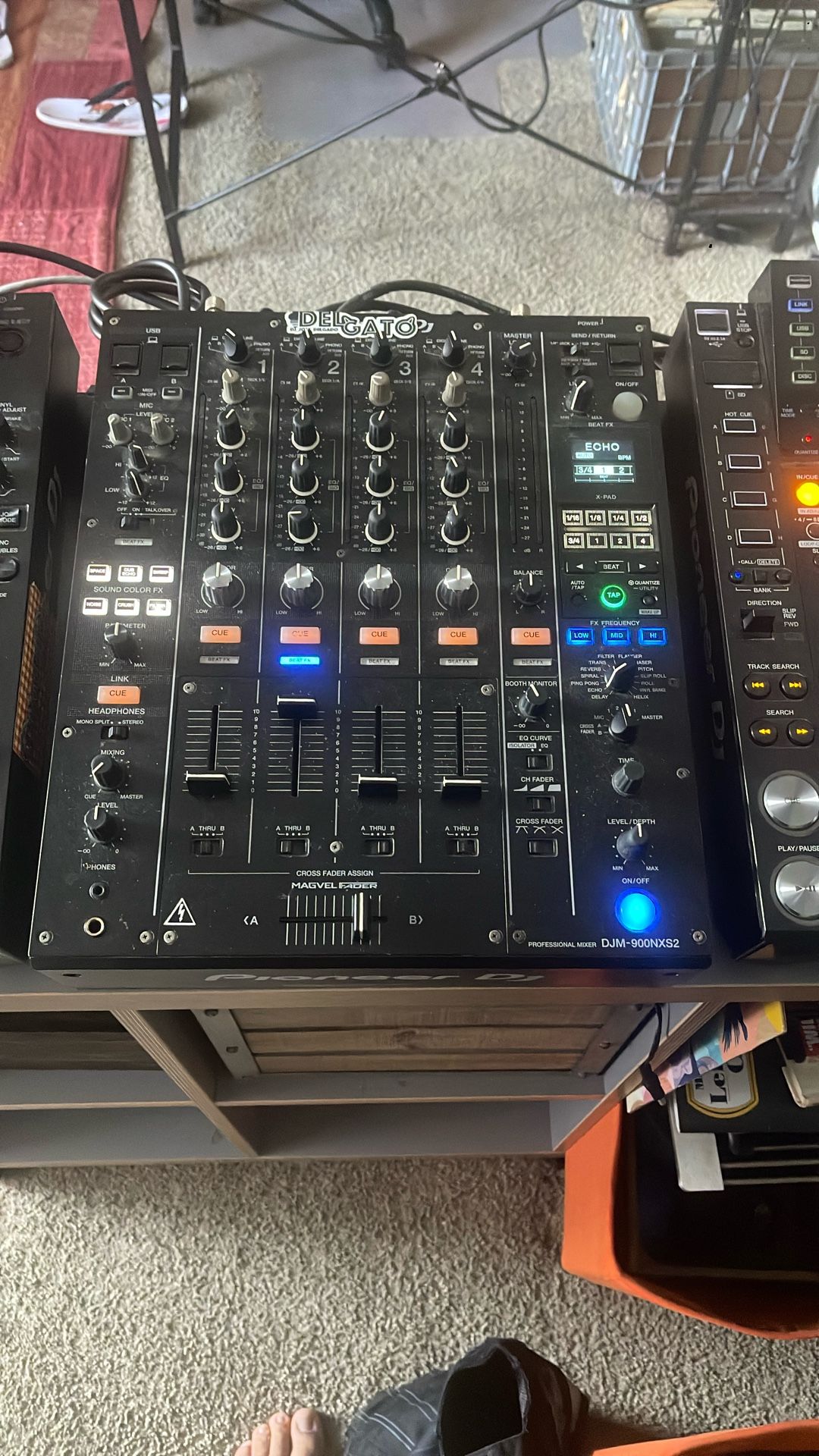 Pioneer DJM-900NXS2  Mixer