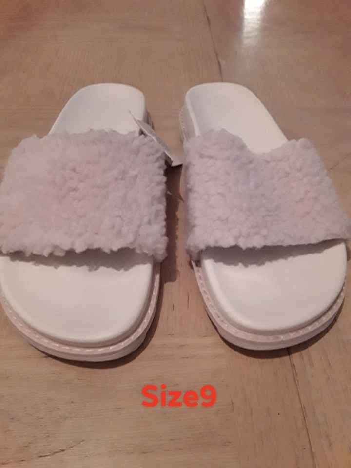 Slippers for woman Size9 $5