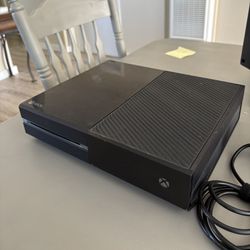 Xbox One With Controller