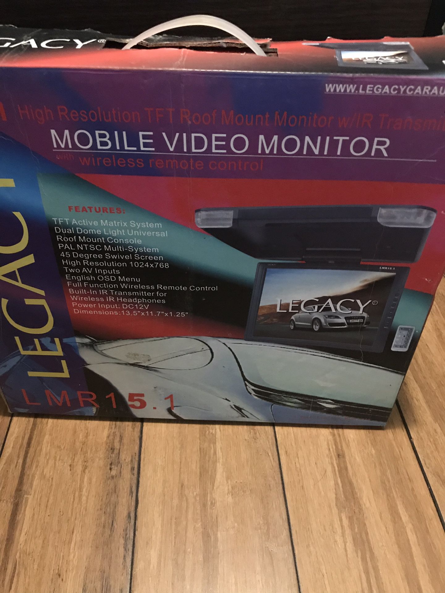 Mobile video monitor with wireless remote control