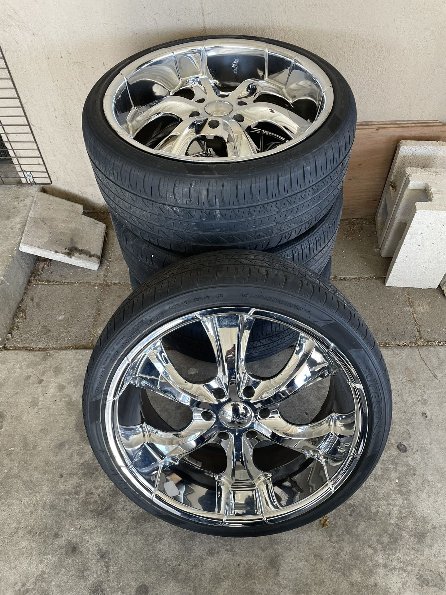 22” Rims (6x5.5)
