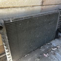 Radiator Chevy 3/4 Ton 