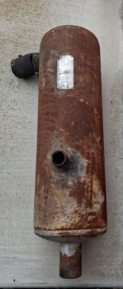 Silencers for truck vacuum exhaust