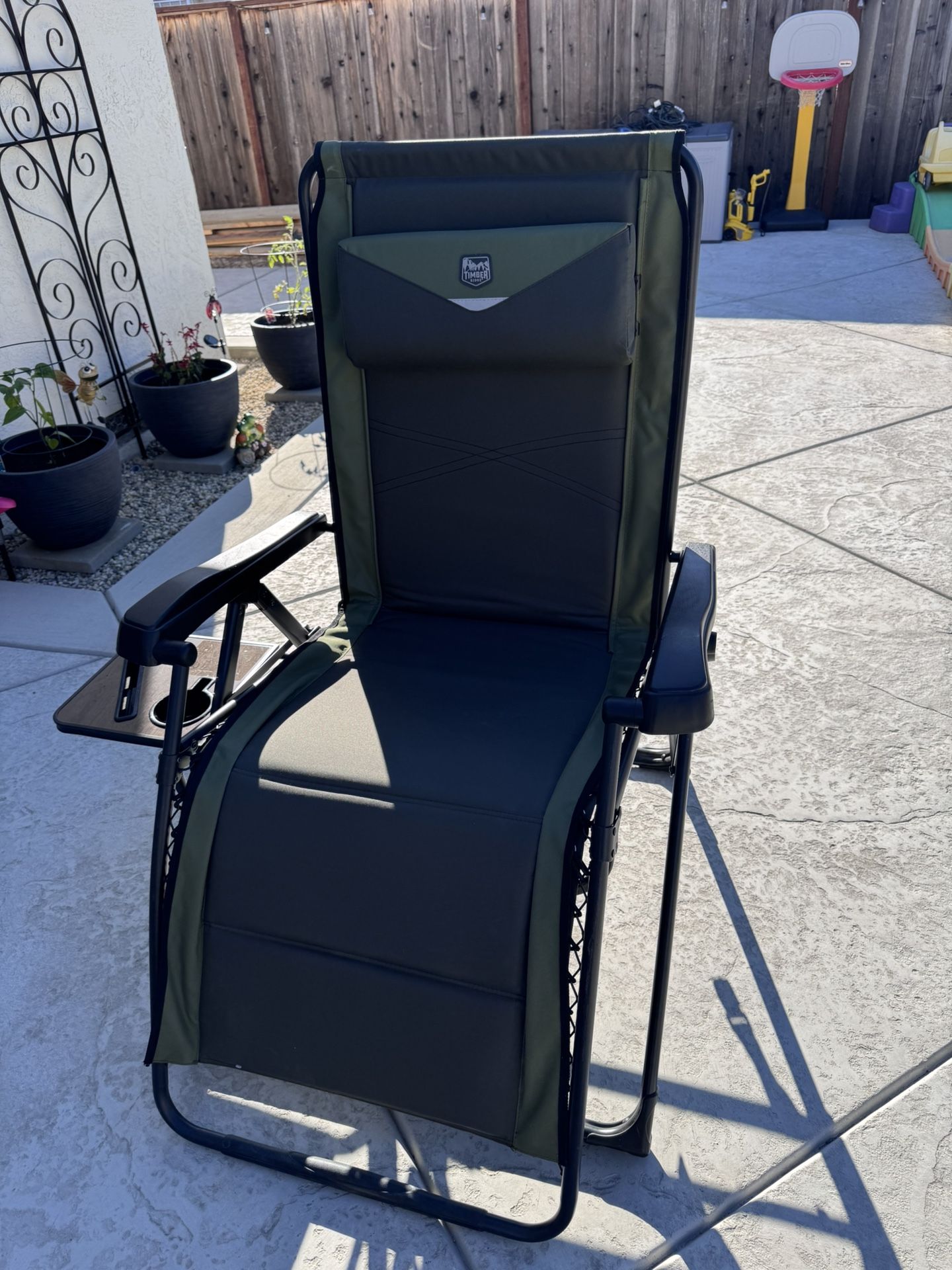 Timber Ridge Zero Gravity Chair 