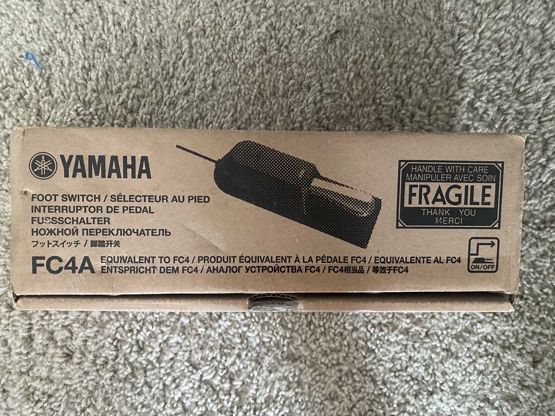 YAMAHA 900