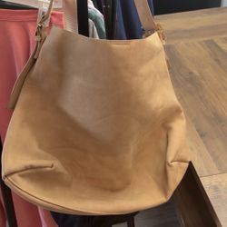 new purse from Target ;; $10 in 33328