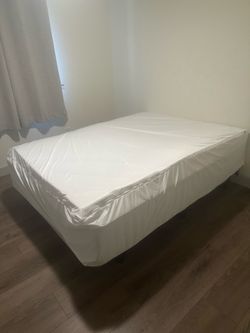 Complete Queen Size Bed