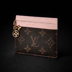 Woman's Luxury Card Holder With Charm