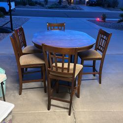 Kitchen Table $200.00
