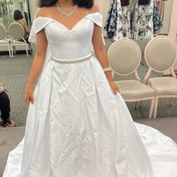 Wedding Dress 