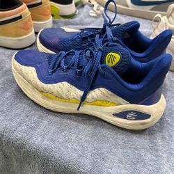 Curry - Size 7Y