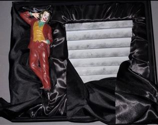 JOKER Figure NT WRK Exclusive 10" Resin statue stairs statue JOAQUIN PHOENIX