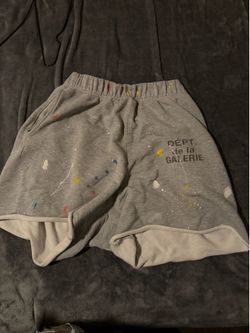 Gllery dept short