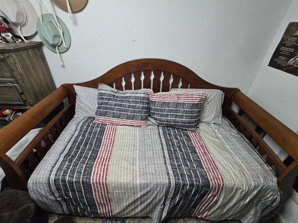 Trundle twin sleigh beds