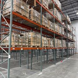 Industrial Teardrop Pallet Racking Beam Upright, Wire Deck