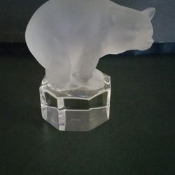 Goebel 1985 Grizzly Bear Paperweight