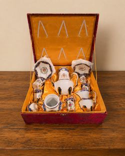 Vintage Yau Shing (YS) of China fine porcelain Victorian tea set