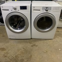 Kenmore Washer N Electric Dryer Set 