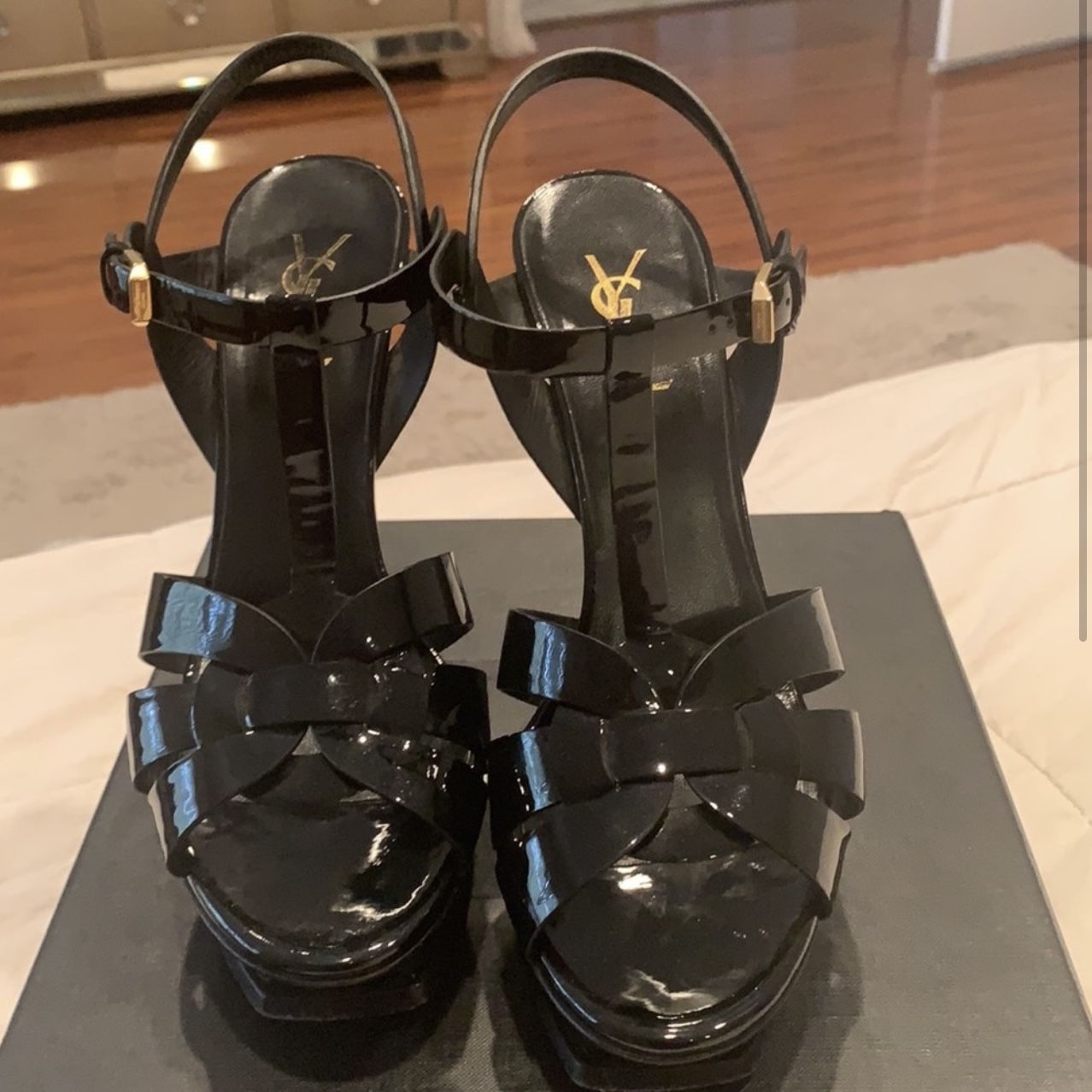 Authentic YSL Beautiful Shoes For Party , Dinner, Date Night