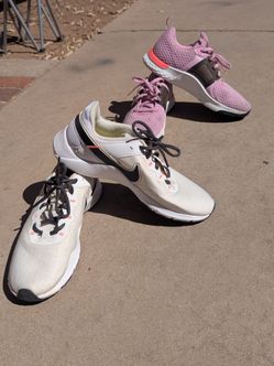 Women's Nike shoes - sz 10