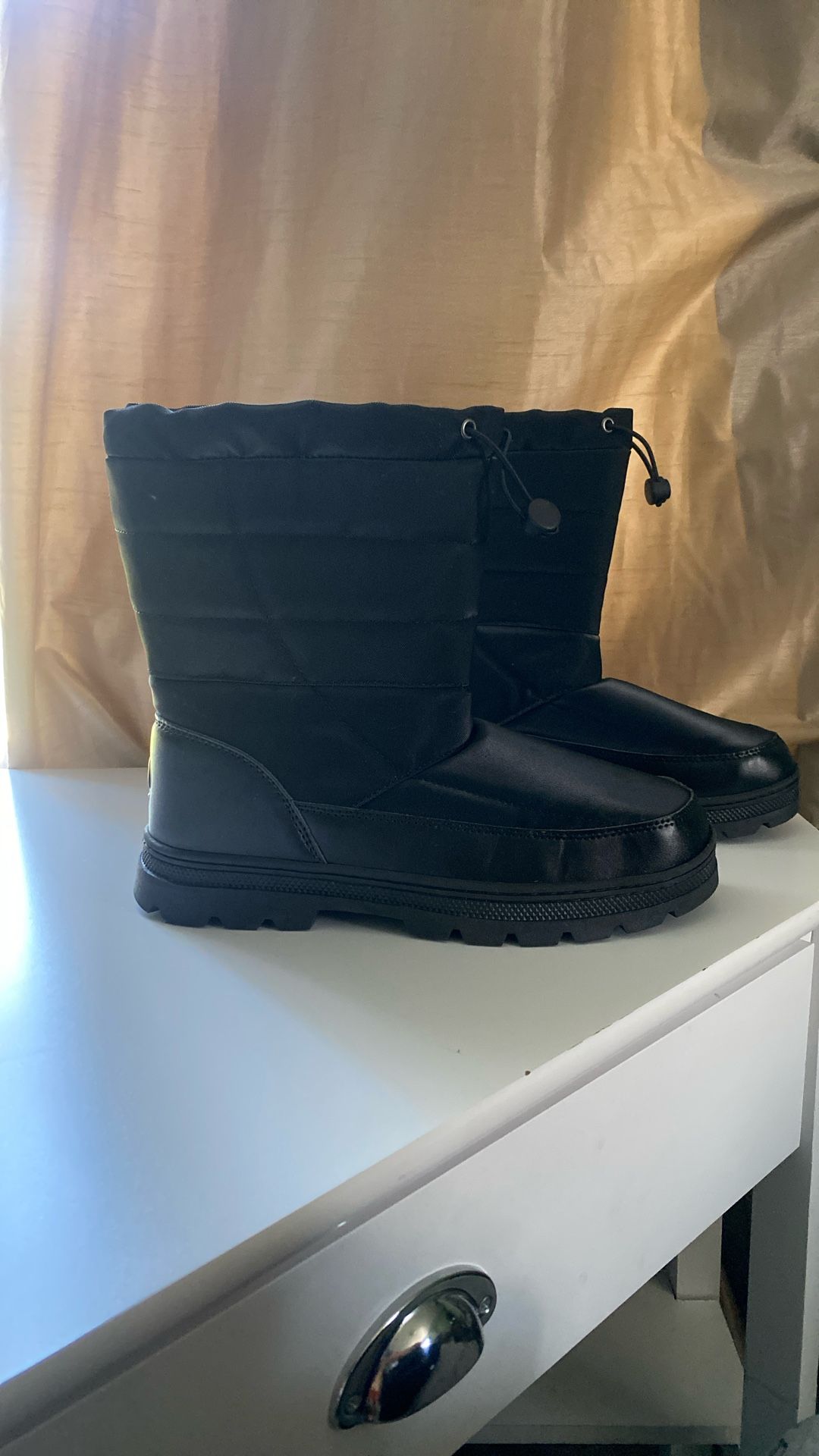 Boots Black