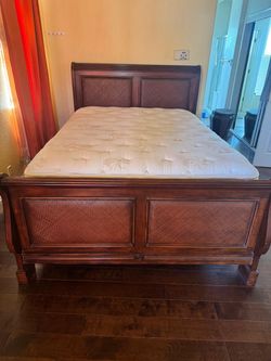Bedroom set