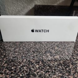 Apple Watch SE (Gen 2) 