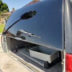 1995 Tahoe / Suburban  Rear Door Glass