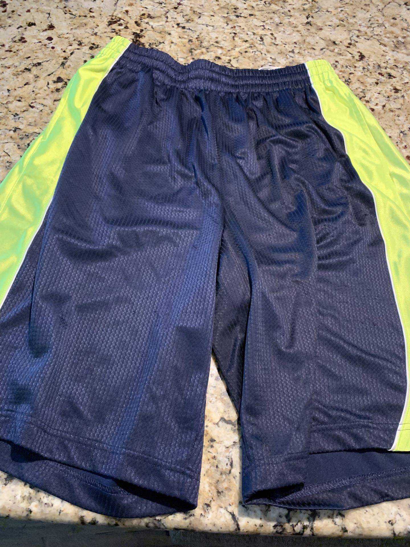 Men’s Basketball Shorts Size Large In Blue/neon Green, Draw String To Adjust Elastic Waist, Has Front Pockets