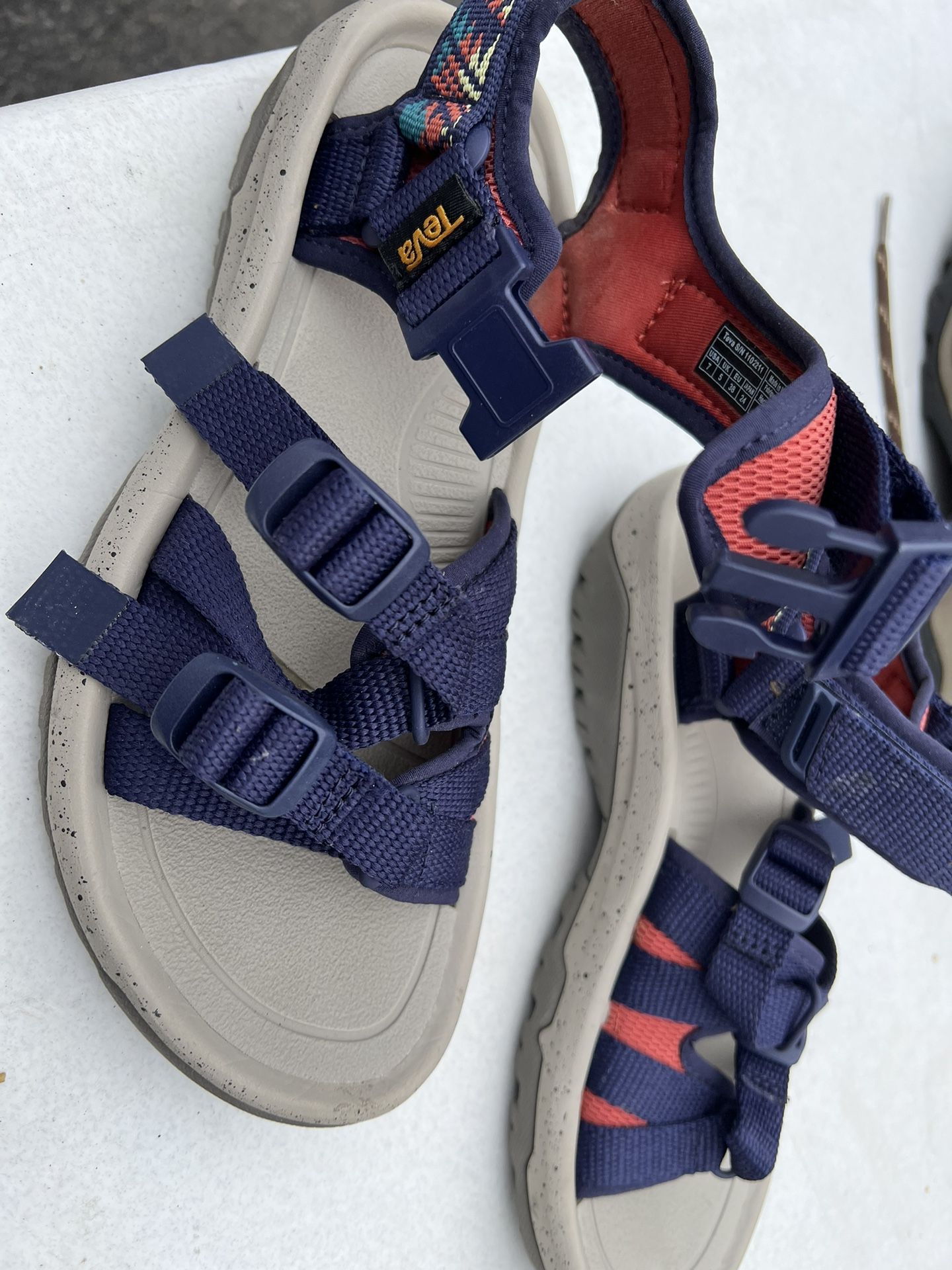 Teva Hurricane Xlt2 Alp