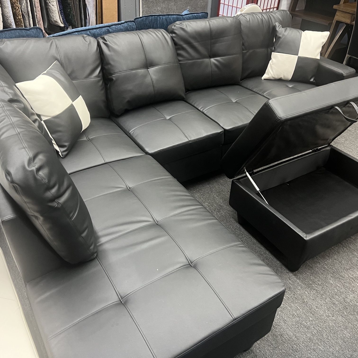 Special ‼️Black 3PCS Sectional W/Storage Ottoman And Accent Pillows 