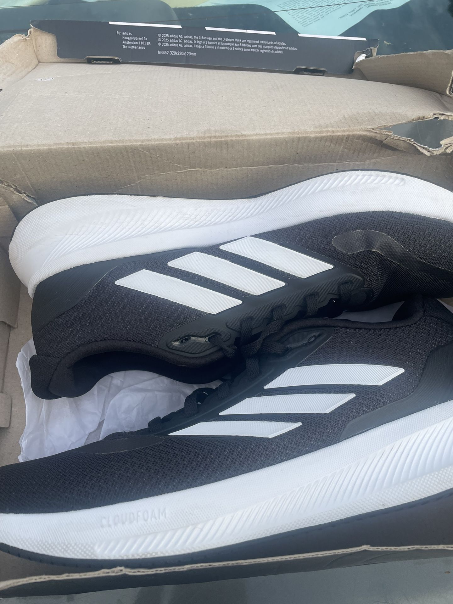 Addidas Running Shoes (Men 10.5)