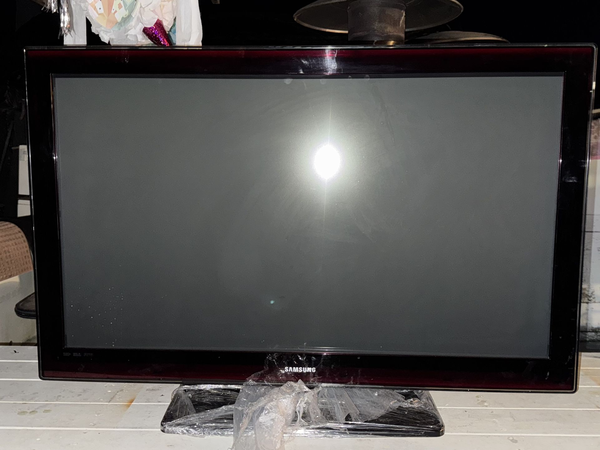 SAMSUNG TV