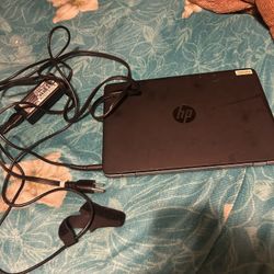 HP 820 Laptop