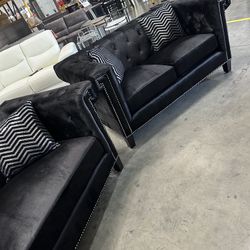 2 Piece Set Black Velvet Nail Head Trim Accent Pillows Included Sofa Loveseat Brand New In Box Firm Price $1,299