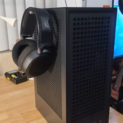 Itx Gaming PC - RYZEN 5 7600X3D + RTX 5070